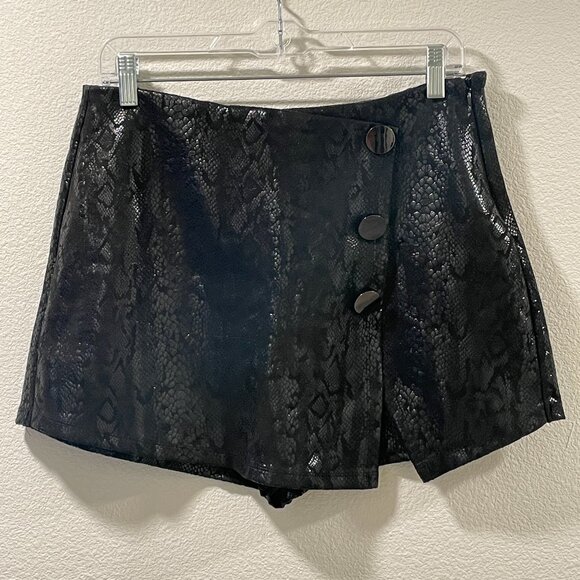 HAUTE MONDE Mini Skirt/Skort Glossy "Snack Skin" Embossed, Black - L - Picture 1 of 11